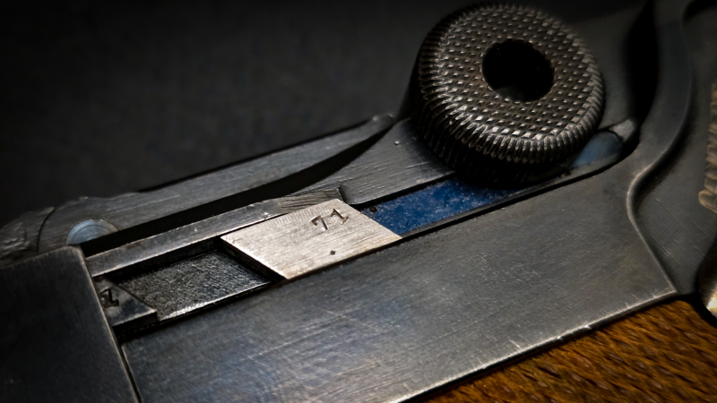 Pistole DWM P08 Luger 1917 | 9mm Luger | komplett nummerngleich | nummerngleiches Magazin | P 08 – Bild 5