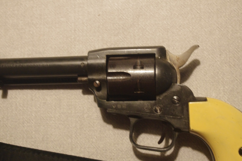 ME 900 S Revolver – Bild 2