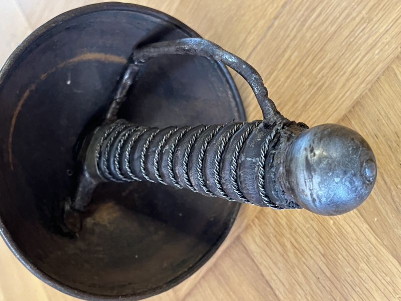 Früher Studentischer (?) Glockendegen – Bild 2