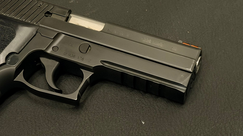 SIG Sauer P226 LDC 9mmLuger | Made in Germany | 2016 | Fiberoptikkorn | Verstellbare Visierung – Bild 6