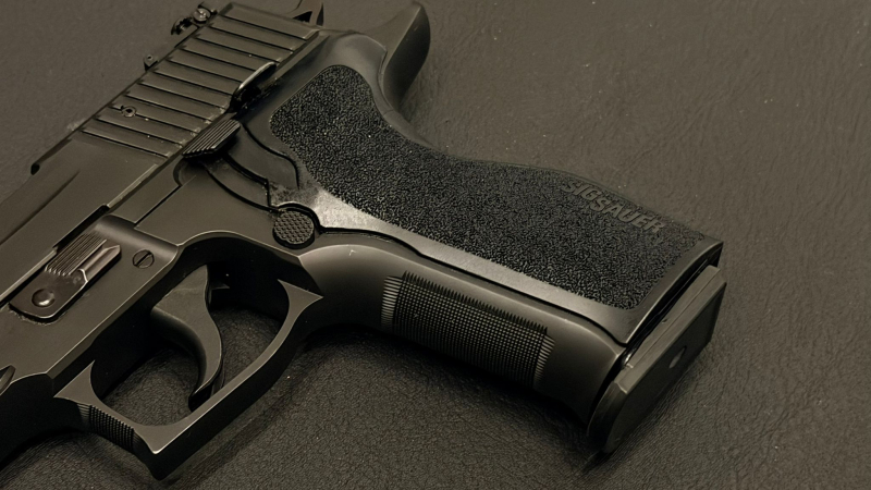 SIG Sauer P226 LDC 9mmLuger | Made in Germany | 2016 | Fiberoptikkorn | Verstellbare Visierung – Bild 3