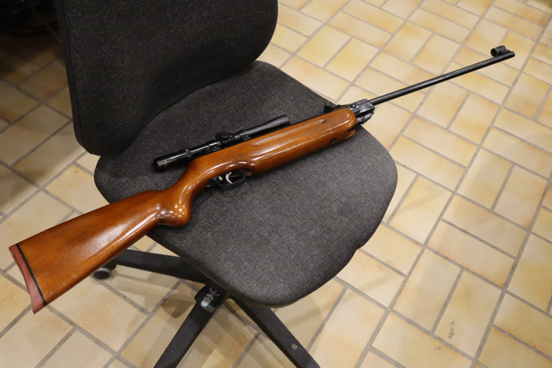 Luftgewehr Weihrauch HW 35 mit F-zeichen Und ZFR – stampa 2
