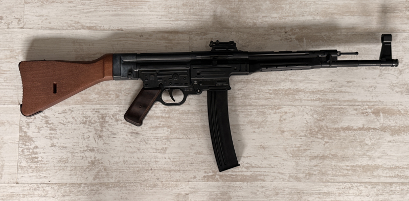 GSG STG 44 – 9 mm P.A.K. – Echtholz – Top Zustand – image 3
