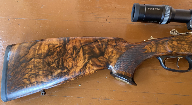 Einmalig: Blaser Bergstutzen B95 Royal 9,3x74R 6,5x57R Swarovski 2,5-10x56 – Bild 3
