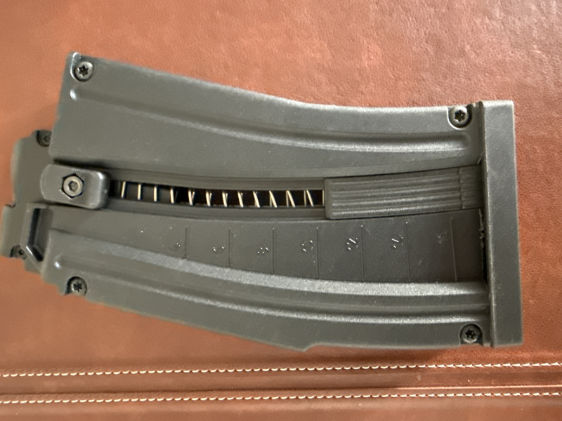 Magazin für GSG15 .22lfb 10er – Bild 2