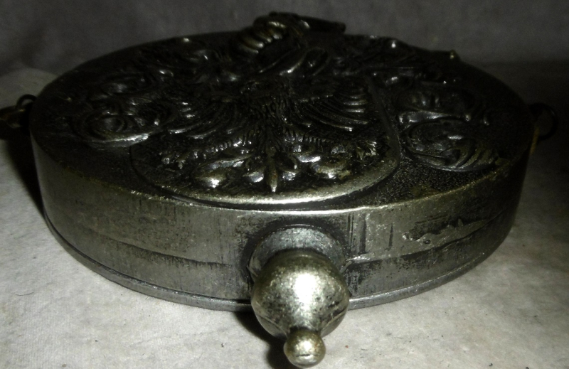 Pulverflasche mit Wappen – Bild 4