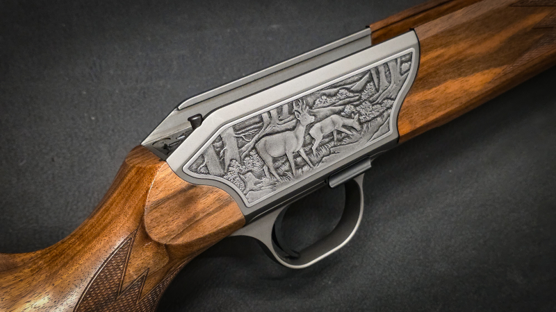 Blaser R8 Luxus Schaft mit Gehäuse | Holzklasse 4 | Schwarzwild-/Rehwildgravur | Bayrische Backe | – Bild 4
