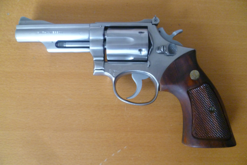 Revolver Smith & Wesson 66 .357 Magnum – imaginea 2