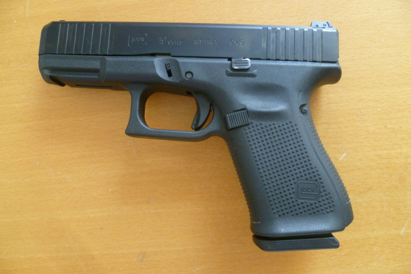 Pistole Glock 19 Gen 5 9mm Luger – image 2