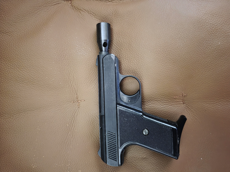 Reck FBI 8000 Pistole – Bild 2
