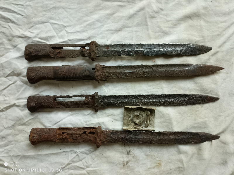 4 x Bajonett k98 und RAD Koppelschloss Bofu Bodenfund – Bild 2