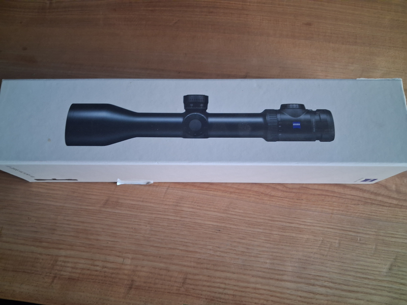 Zeiss v8 asv 2,8-20×56 mit Montage Blaser r8 top Zustand – Bild 2