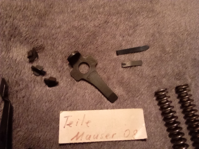 Mauser 08, Ersatzteile, Konvolut – Bild 4