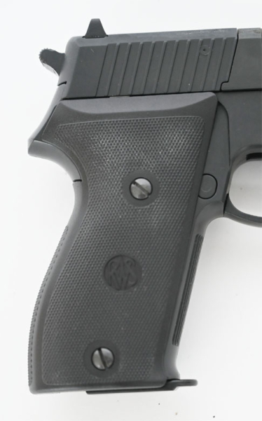Mehrschüssige CO2 Luftpistole RWS Modell C 225, Kaliber 4,5 mm, (.177), Koffer, zwei Reservemagazine – Bild 3