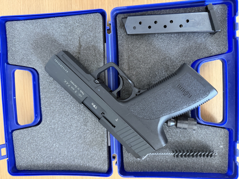 Röhm RG 96 Schreckschuss Pistole brüniert – Bild 2