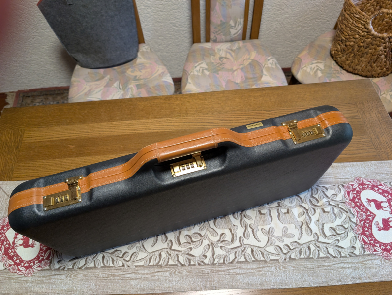 Blaser Attache Waffenkoffer gebraucht wie neu – billede 2