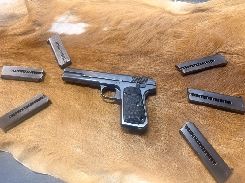 Browning FN High Power Pistole – Bild 2