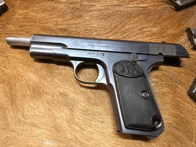 Browning FN High Power Pistole – Bild 4