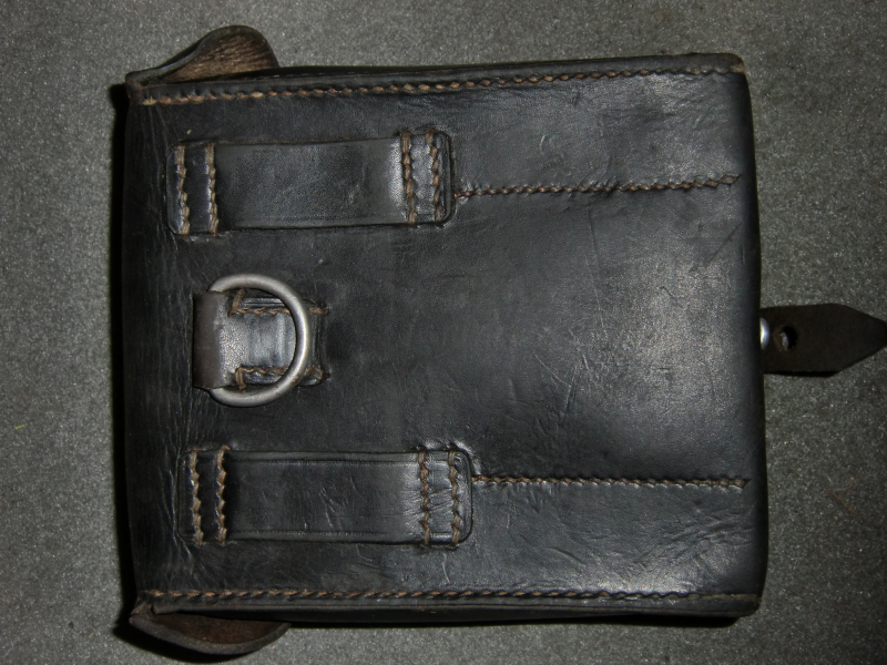 WKII Werkzeugtasche f MG34mit Inhalt( MG15 MG42) aus Leder ewx42 mit Flugabwehrvisier mit WaA – Bild 5