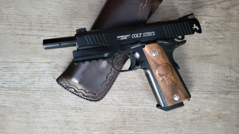 Colt Rail Gun , Lizensnachbau – afbeelding 4