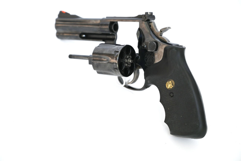 Revolver Smith & Wesson Modell 586-3, Kaliber .357Magnum, Pachmayr Griff und Originalgriff – Bild 6
