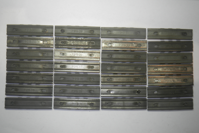 28 x Original Ladestreifen 8X57, 8X33 für Wehrmacht Mauser K98k und Sturmgewehr 44 – Bild 1