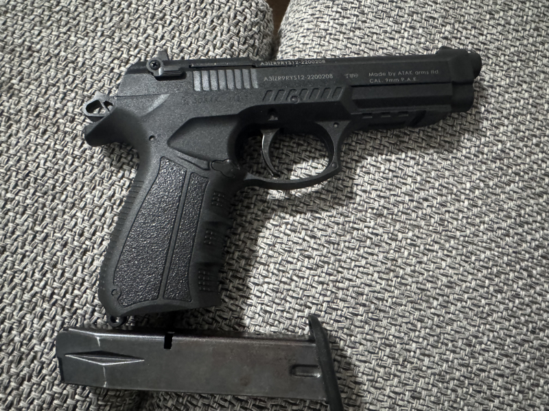 Zoraki 918 9mm mit koffer – Bild 2