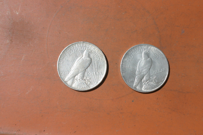 Silbermünzen Peace-Dolllar von 1922 + 23 – Bild 2