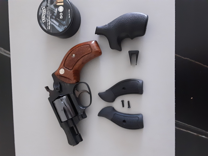 Schreckschussrevolver – Bild 2