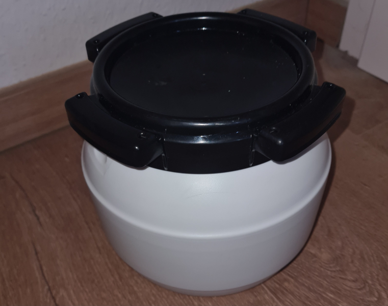 Achtung Bastler! Rollen, Weithalsfass 6 Liter und Scheibenwischermotor für Tumbler Eigenbau – Bild 3