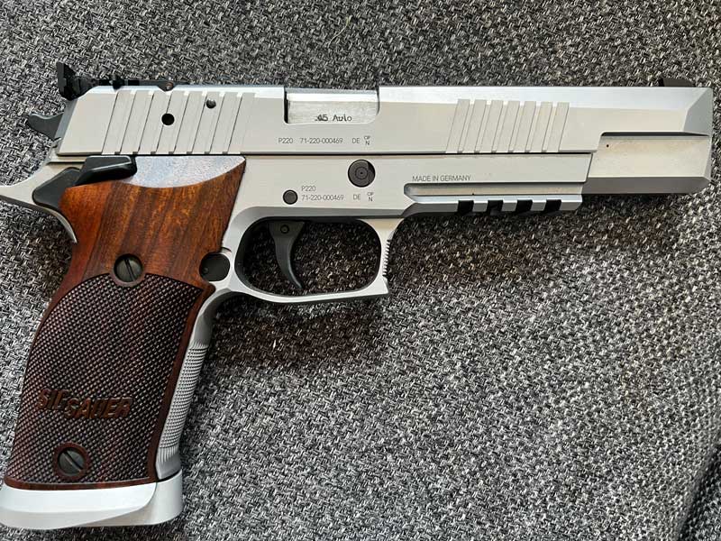 SIG Sauer P220 X-SIX Kaliber .45 inkl. Wechselsystem für 9mm – Bild 4