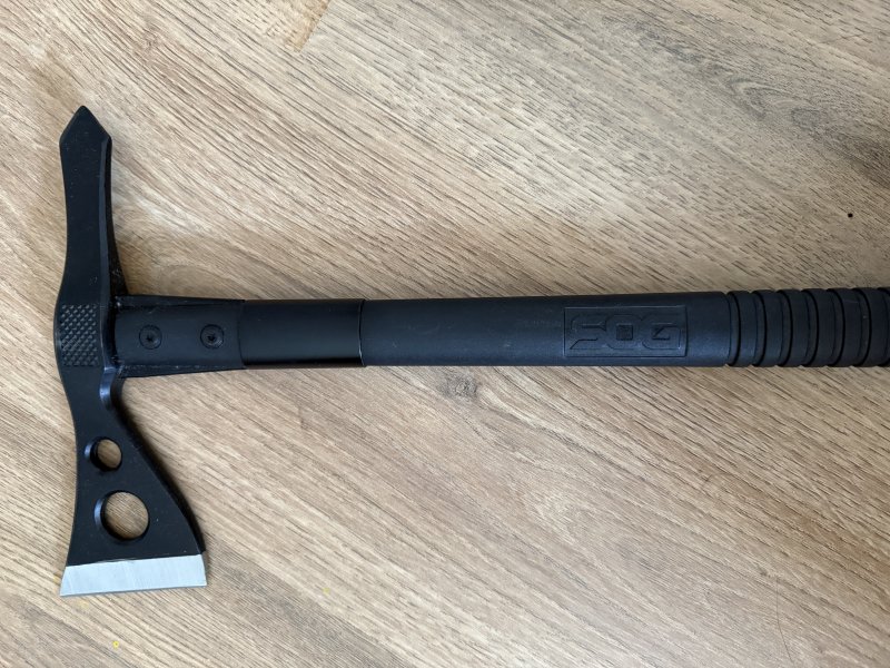SOG Tomahawk Fasthawk – obrázek 1