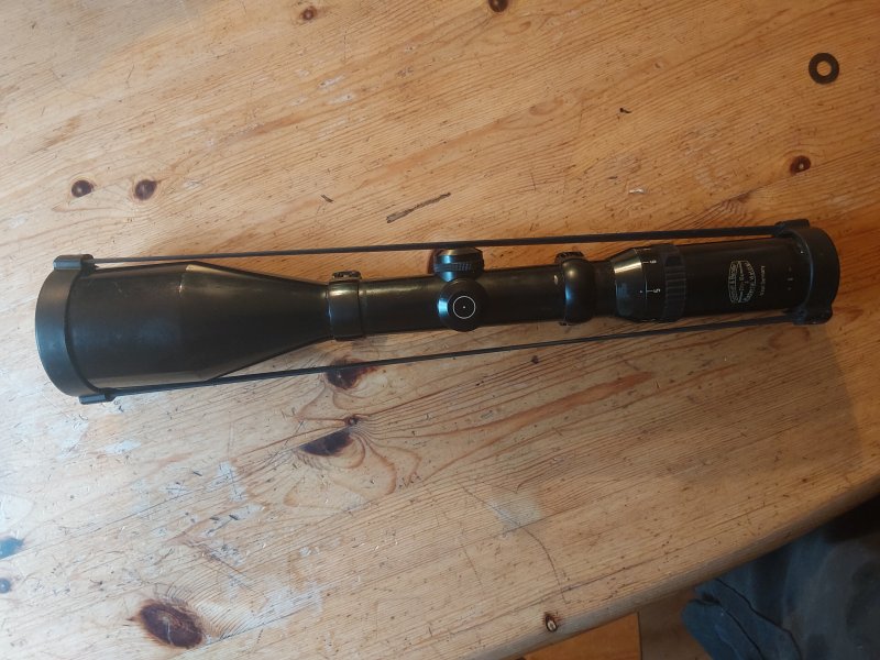 Schmidt und Bender Zielfernrohr 2,5-10x56 – imagem 2