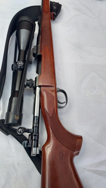 Repetierbüchse Voere Austria Kufstein 9,3x62 mit Schalldämpfer und Optik Zeiss 8x56 – Bild 2