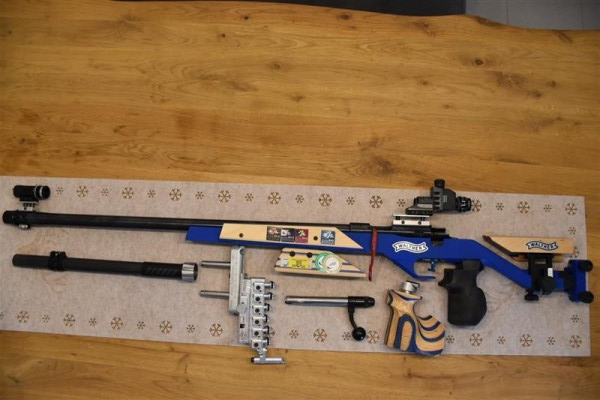 Walther KK300 mit Anschütz Supermatch 1913 Links – umfangreiches Zubehör – Bild 2