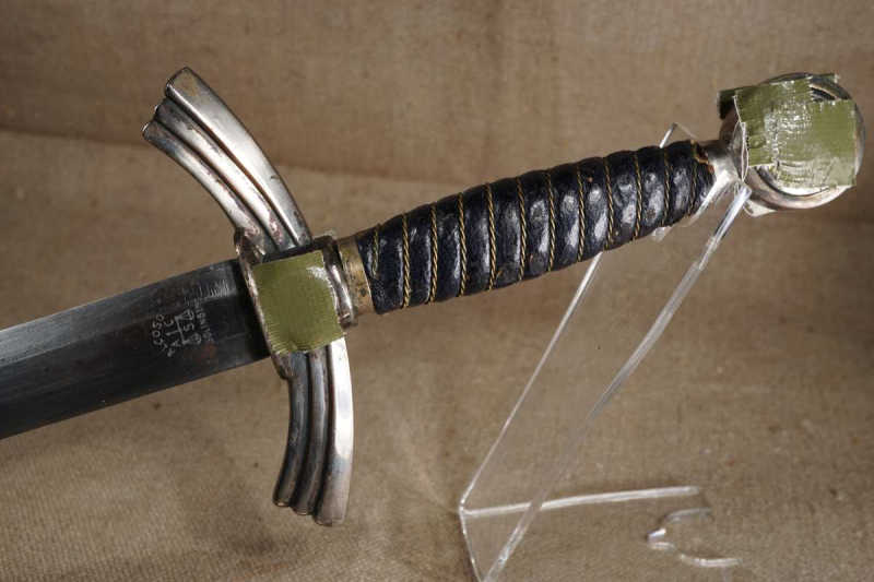 Luftwaffe Borddolch mit Scheide – kuva 2