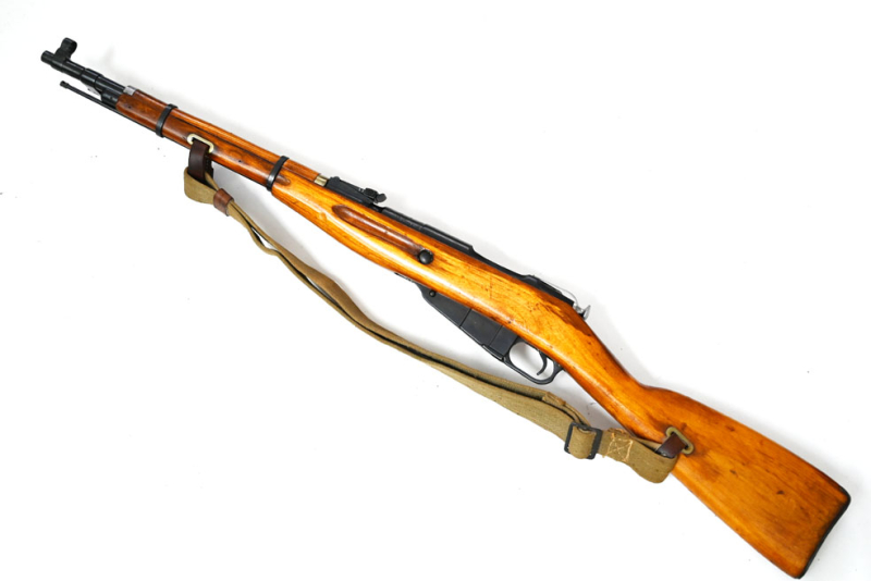 Ordonnanzgewehr Mosin Nagant M 44, Kaliber 7,62x54Rand, Izhevsk 1946, Nummerngleich, Klappbajonett – Bild 2