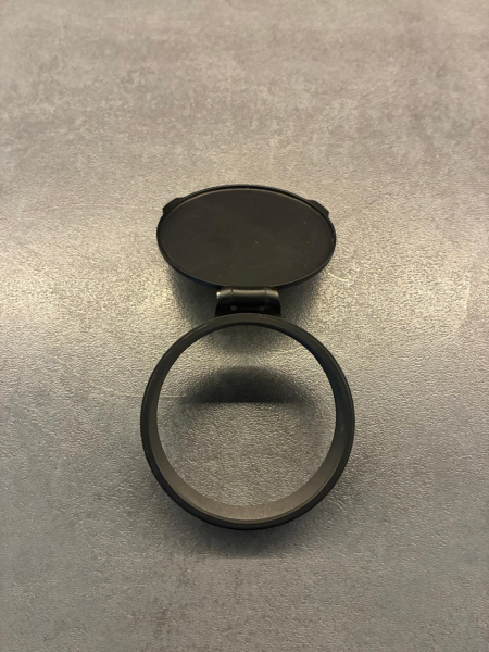 ZEISS Objektivschutz Flip Cover 56mm – afbeelding 2