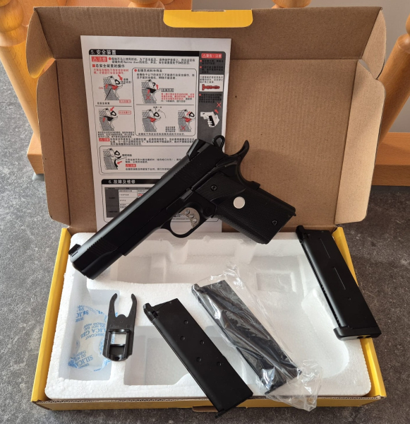 Army Armament R27, 1911 Airsoft Pistole – Bild 2
