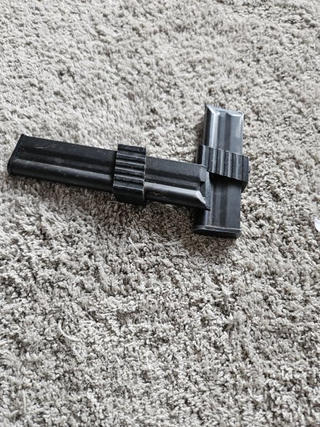 Konvolut ERMA M1 / EGM1 / Mod. 70 Magazine – 10 Schuss & 15 Schuss – Kaliber .22lr (Selten) – Bild 2