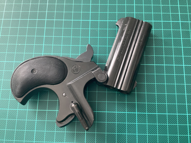 Derringer PTB 550 mit Lederholster – Bild 2