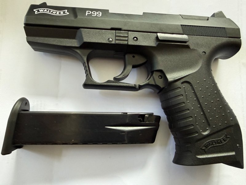 Biete Walther P99 Kaliber 9mm P.A.K. – Bild 1