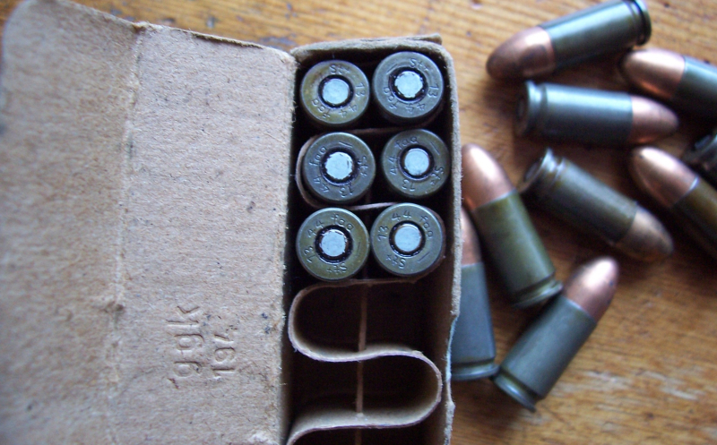 Schachtel Patrone 08 , 1944 Code dnh / faa , 9mm , mit 16 DEKO-Patronen – Bild 3