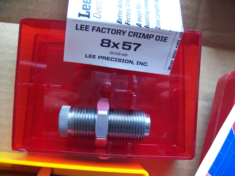 Aus Nachlass : Lee 8x57 Presse , Factory Crimp Die , Collet Die Set – Bild 2