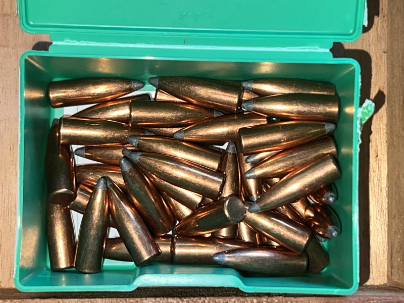 Konvolut 8x57IS Geschosse und Hülsen – Bild 2
