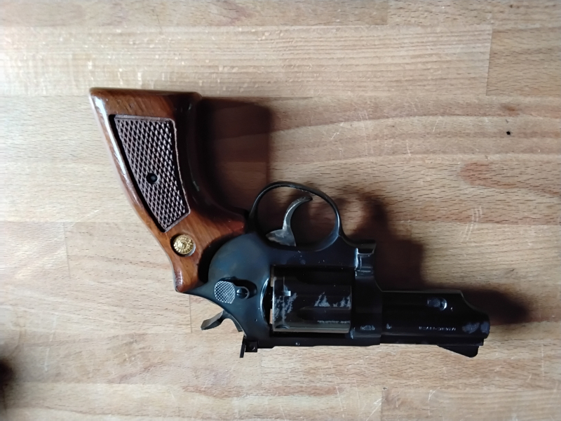 Taurus Modell 66, full set, incl Holster, Speedloader – pilt 4