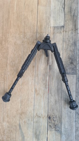 UTG Zweibein Recon 360° M-Lok – Bild 2
