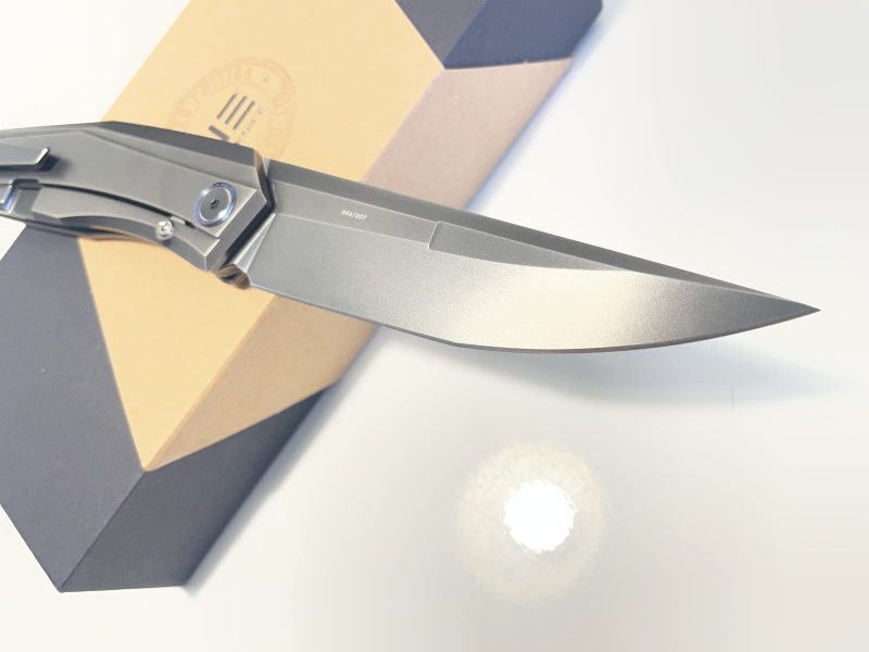 WEKNIFE Cybernetic Top Flipper Knife Titanium Handle – obrázek 3