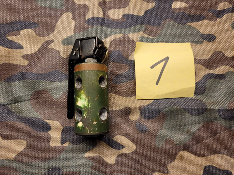 Flash Bang Granate, Bombe, Spezialeinheit, SEK – Bild 2
