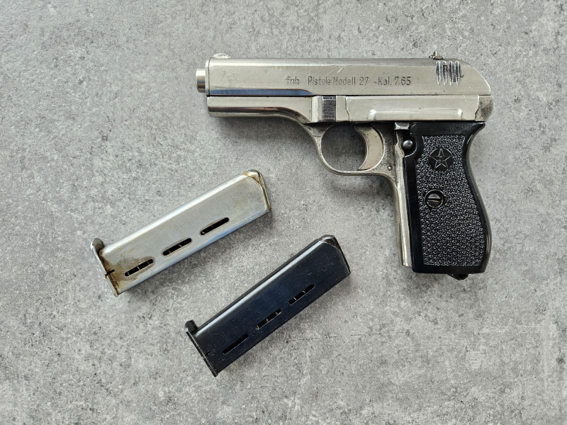 Halbautomatische Pistole Brünner Waffenwerke fnh Pistole Modell 27 im Kaliber 7,65 mm Browning – Bild 1